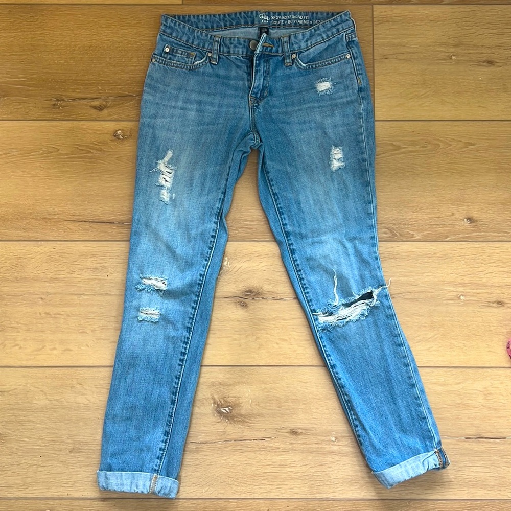 Gap Sexy Boyfriend fit cropped denim jeans